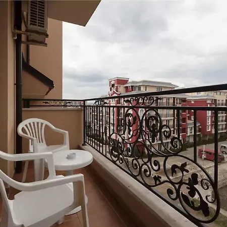 Viktoriya Apartment